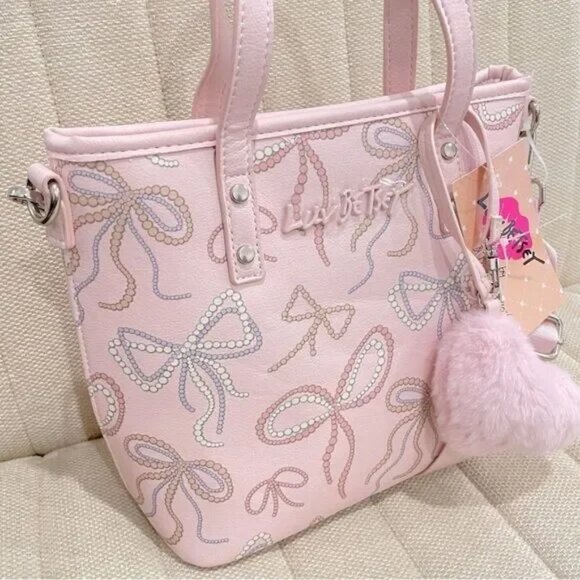 Betsey Johnson LB Lara Coquette Bows Small Blush Tote Bag PomPom Heart Charm NWT - Picture 2 of 11
